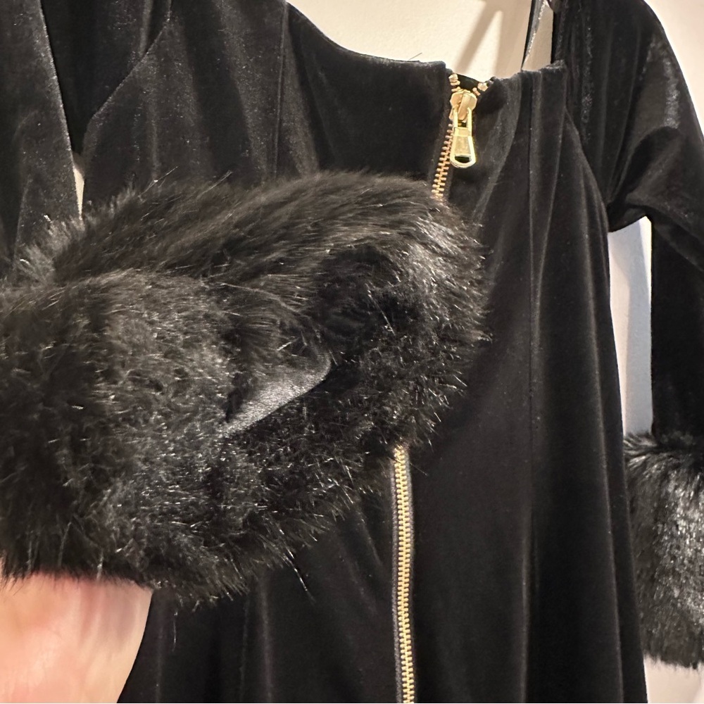 Simona Maghen Joia Dress Velvet Off The Shoulder Long Sleeve Dress Faux Fur Cuff - Picture 6 of 16